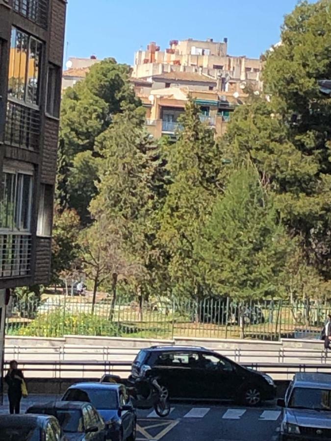 Constitucion Suite Confort D Granada Exterior photo